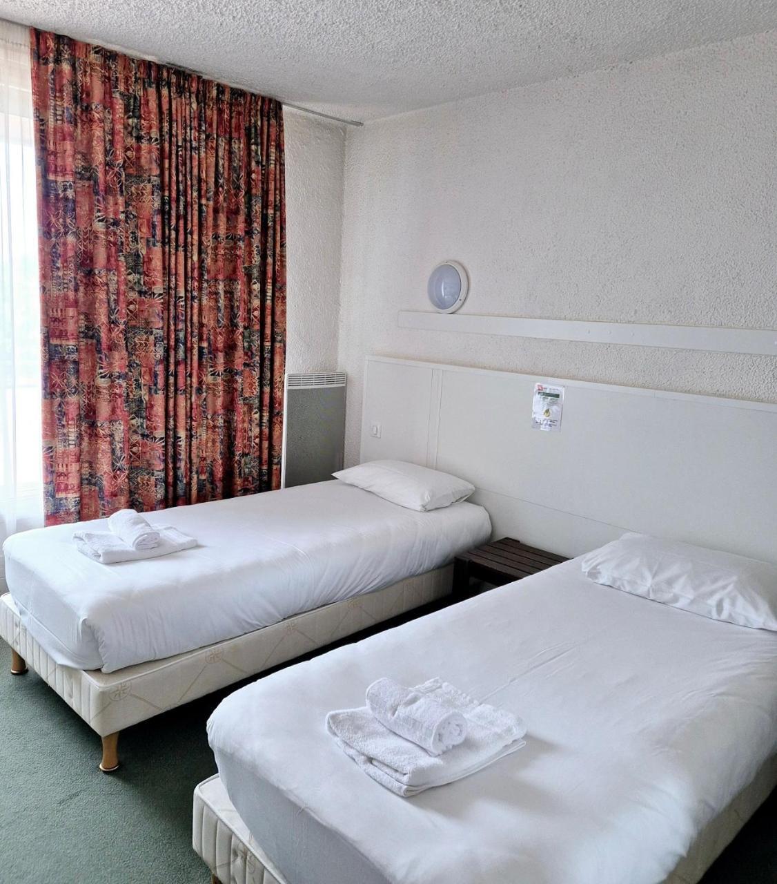 Hotel Le Шаллан Экстерьер фото