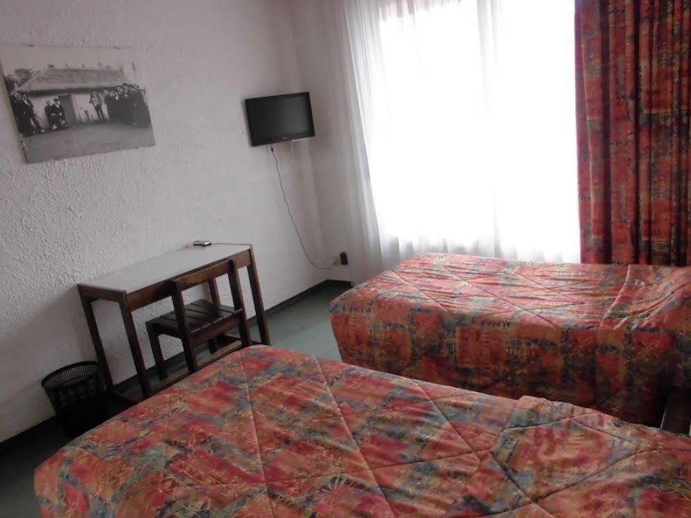 Hotel Le Шаллан Экстерьер фото